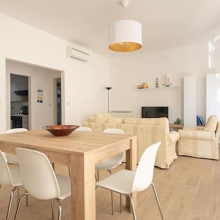 Appartamento Viareggio Centro Exteriör bild